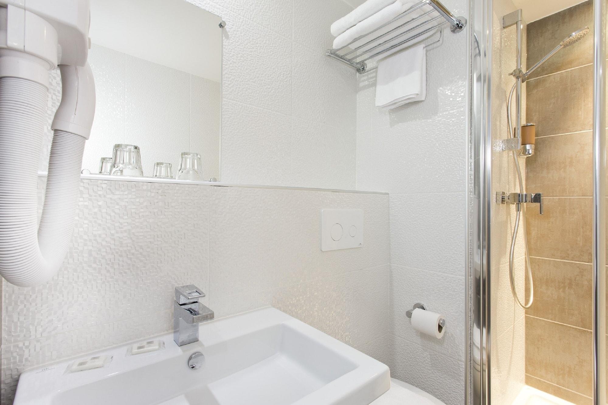 פריז Hotel Des Pavillons מראה חיצוני תמונה